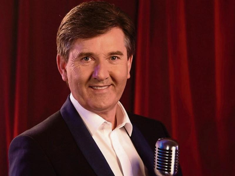 Daniel O Donnell warns people of Facebook scam