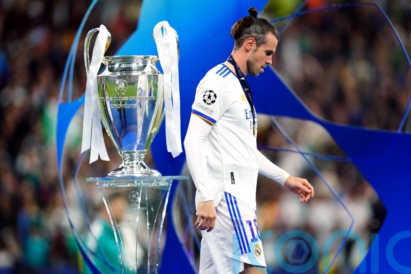 They showed class &ndash; Robert Page hails Real Madrid fans for Gareth Bale ovation