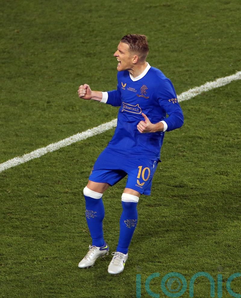 Steven Davis targets more silverware after signing Rangers extension