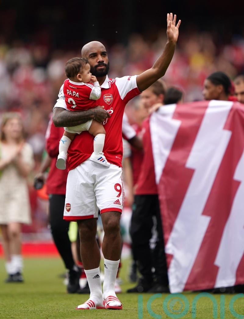 Alexandre Lacazette to leave Arsenal when contract expires at end of June