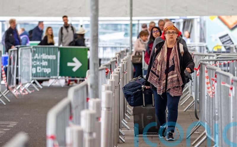 Saturday morning queues at Dublin Airport moving &lsquo;smoothly&rsquo; - DAA