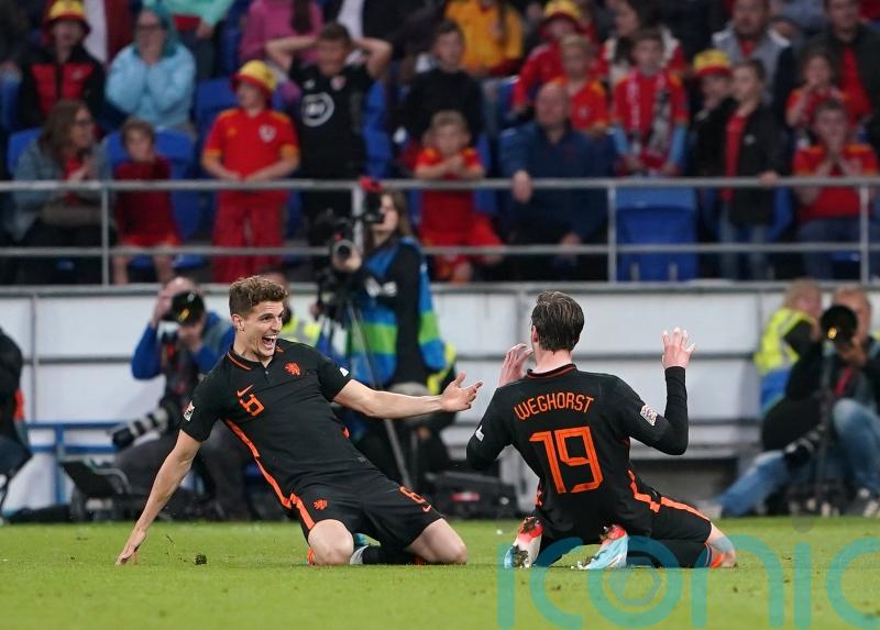 Wout Weghorst heads last-gasp winner for Holland to end Wales&rsquo; unbeaten run