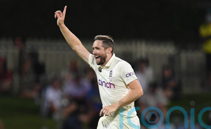 England seamer Chris Woakes hoping for return to action in next three weeks