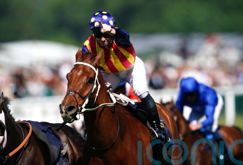 Nature Strip blitzes King&rsquo;s Stand Stakes rivals