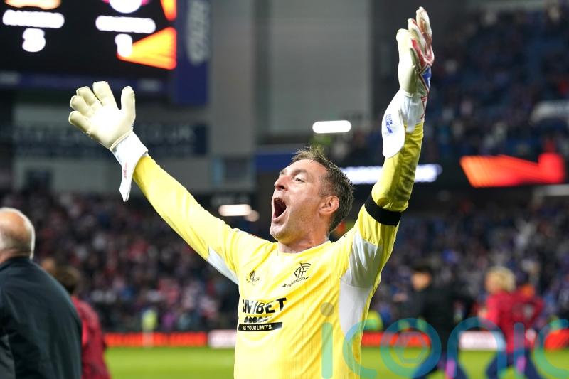 Goalkeeper Allan McGregor signs one-year contract extension with Rangers