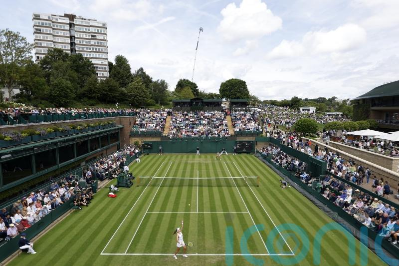 Adding artificial fibres to grass could see Wimbledon-style courts around world