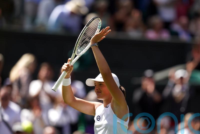 Iga Swiatek wins again but doesn&rsquo;t consider herself on level of Williams sisters