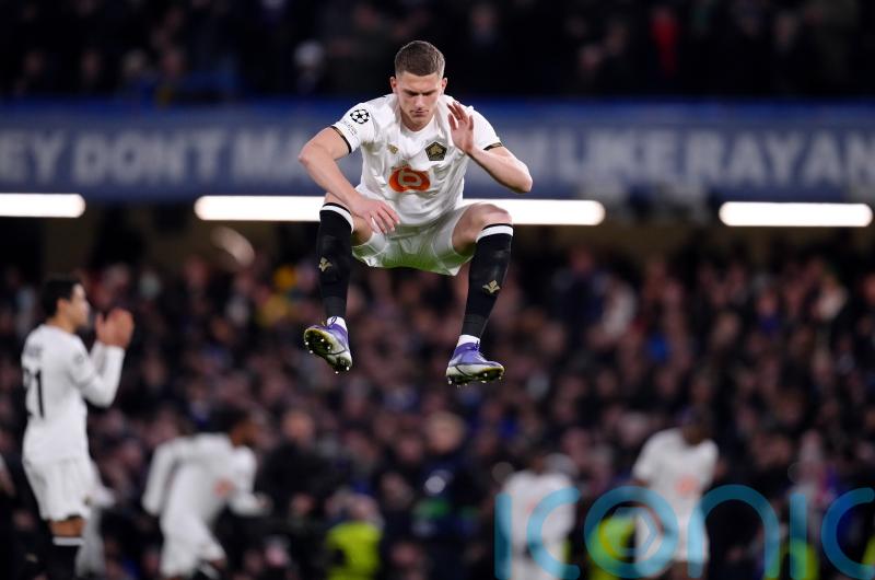 Newcastle complete signing of Sven Botman