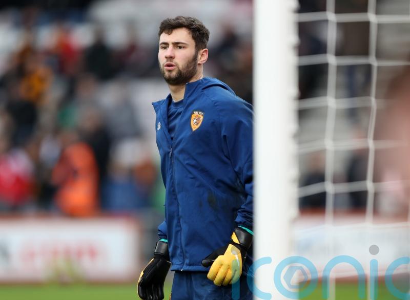 Chelsea goalkeeper Nathan Baxter rejoins Hull on loan