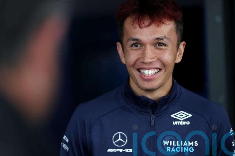 Alex Albon signs contract extension with Williams