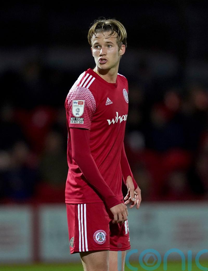 Accrington snatch win over 10-man Shrewsbury