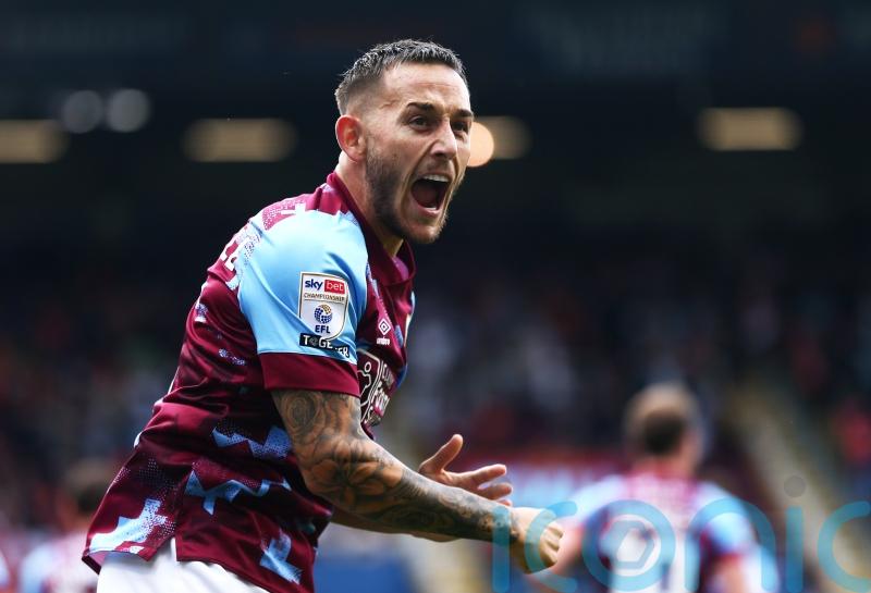 Battling Luton frustrate Burnley at Turf Moor