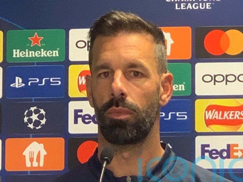 Ruud van Nistelrooy&rsquo;s friendship with Giovanni van Bronckhorst on hold