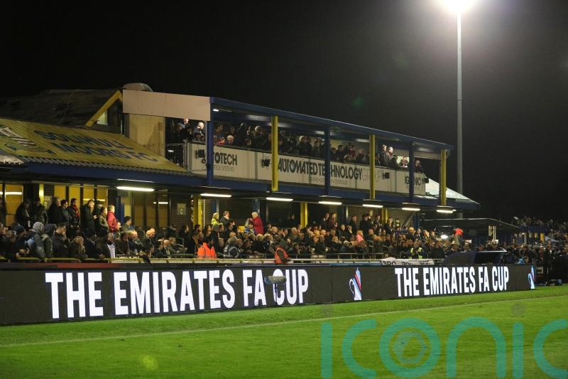 York share spoils with Solihull Moors