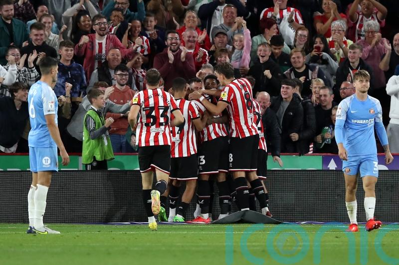 Sheffield United see off 10-man Sunderland at Bramall Lane