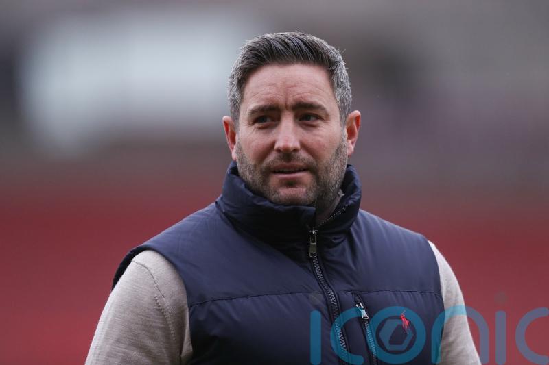 Lee Johnson unsure whether to play Marijan Cabraja after father&rsquo;s death