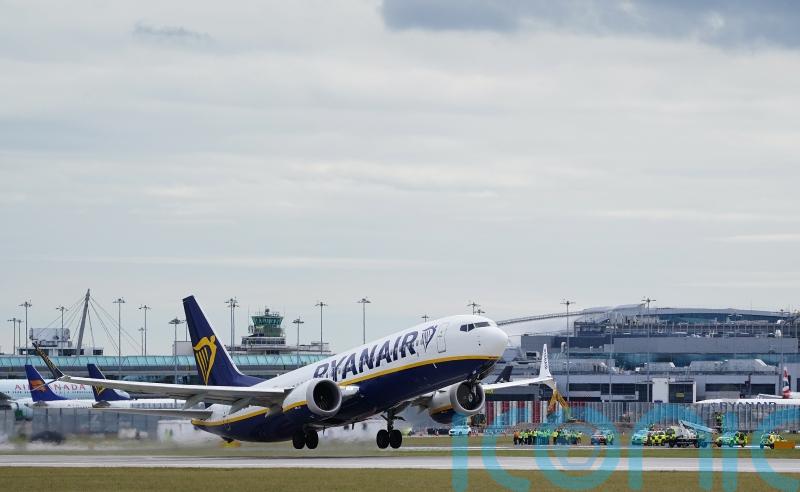 First flight takes off from new Dublin Airport runway