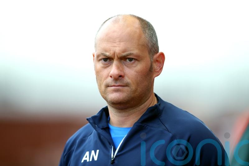 Sunderland head coach Alex Neil in talks with Stoke over managerial vacancy