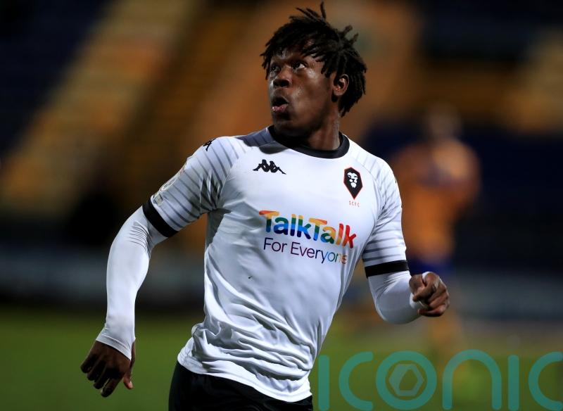 West Brom complete signing of Brandon Thomas-Asante from Salford