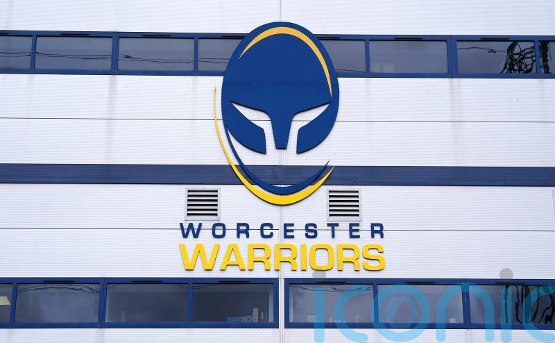 Fly-half Fin Smith demands answers from Worcester over unpaid wages