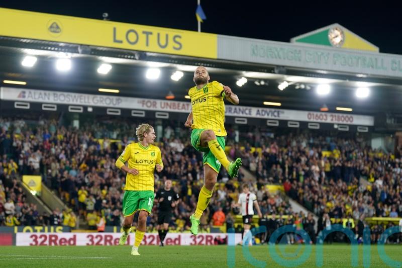 Teemu Pukki bags a brace as Norwich beat Bristol City to keep winning run going