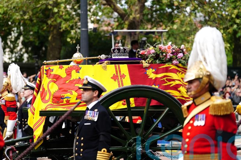 Racing pauses and pays tribute to the Queen to mark state funeral