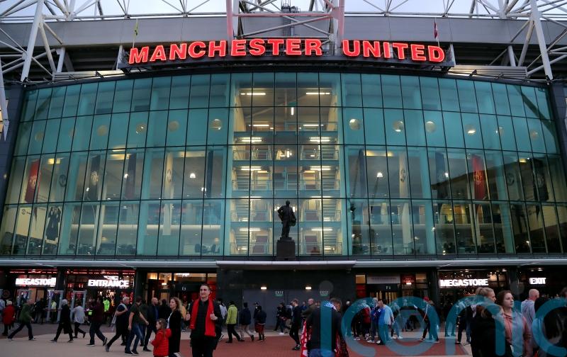 Manchester United debt rises to more than &pound;514m as record wage bill revealed