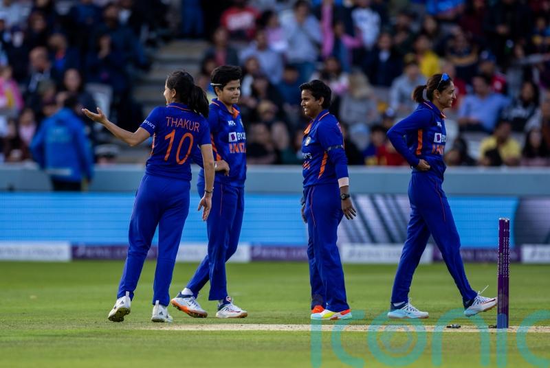 England denied by controversial run-out as India complete series sweep at Lord&rsquo;s