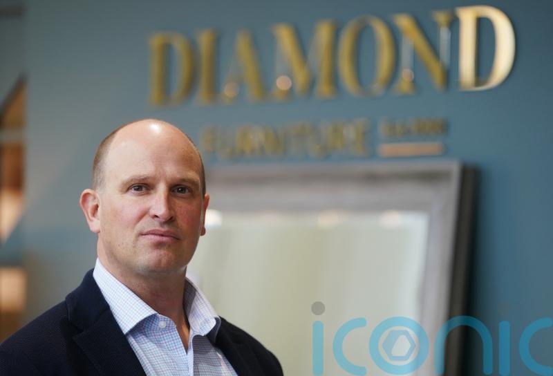 'It's not enough' - Retailer &lsquo;furious' with lack of support to help businesses with energy costs