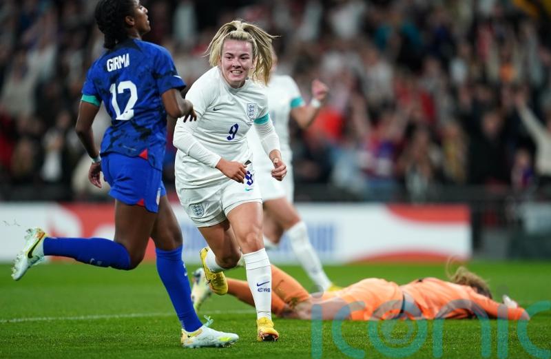 Lauren Hemp&rsquo;s versatility impresses Sarina Wiegman in Lionesses&rsquo; defeat of USA