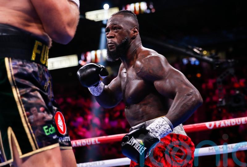Deontay Wilder returns with first-round knockout against Robert Helenius