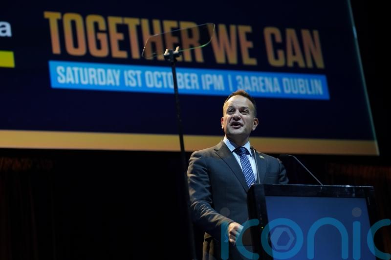 Elected Fine Gael members sent legal letters by Sinn Fein figures &ndash; Varadkar