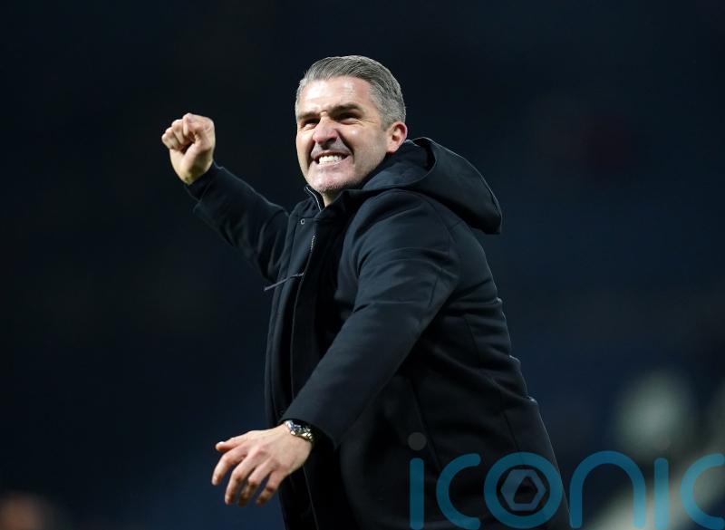Ryan Lowe hails team effort as Preston beat Huddersfield