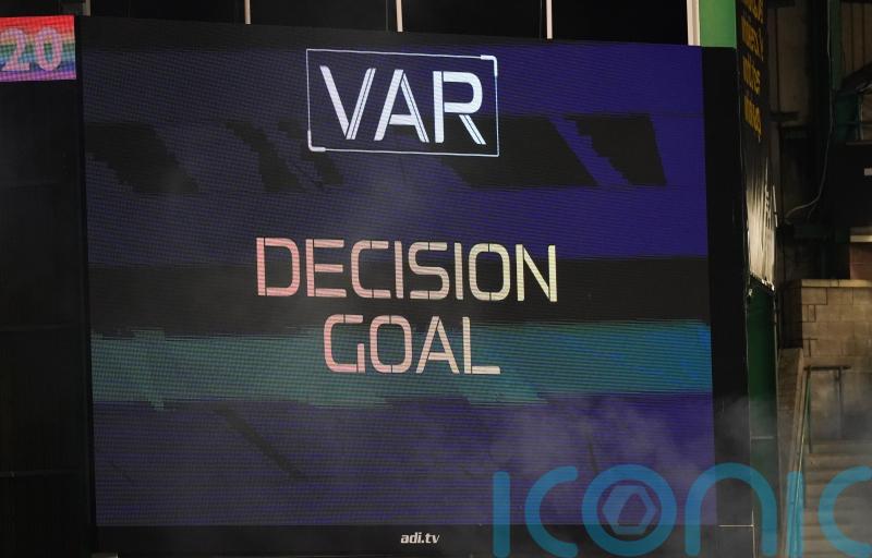 St Johnstone hit back to beat Hibernian as VAR makes mark on Scottish football