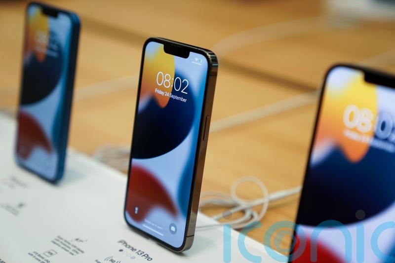 'We have no choice' - iPhone to change charging port