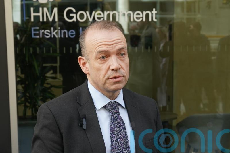 Sinn F&eacute;in VP challenges Northern Ireland Secretary on MLA pay cut of almost 30%