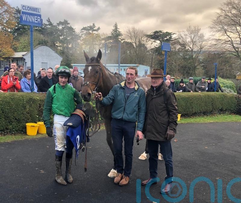 Blue Lord edges out Tornado Flyer in Clonmel thriller