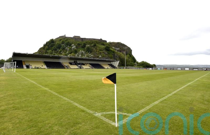 League Two leaders Dumbarton draw with 10-man Forfar