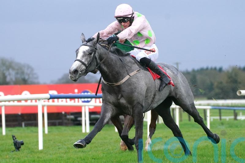 Lossiemouth makes Fairyhouse splash on Irish debut