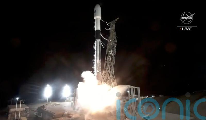 Satellite launched to map world&rsquo;s oceans, lakes and rivers