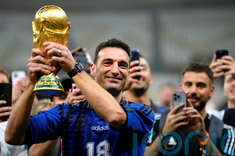 Argentina boss Scaloni &lsquo;saving a spot&rsquo; for Lionel Messi in next World Cup squad