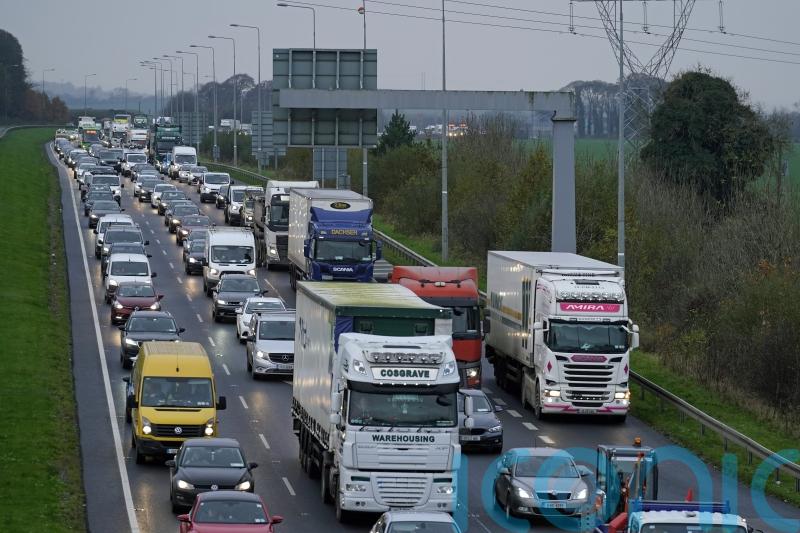 Government to slash car journeys and clamp down on parking spaces