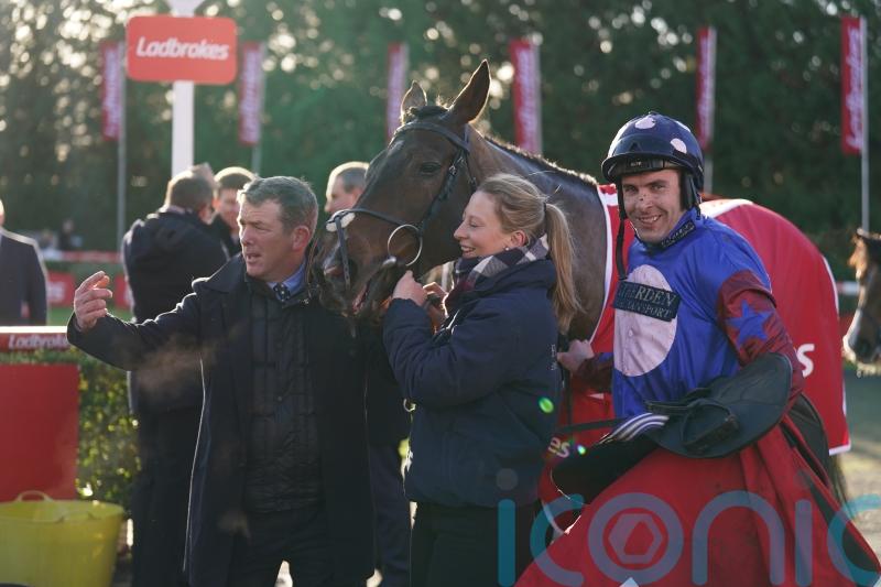 Lavelle hails Long Walk hero Paisley Park