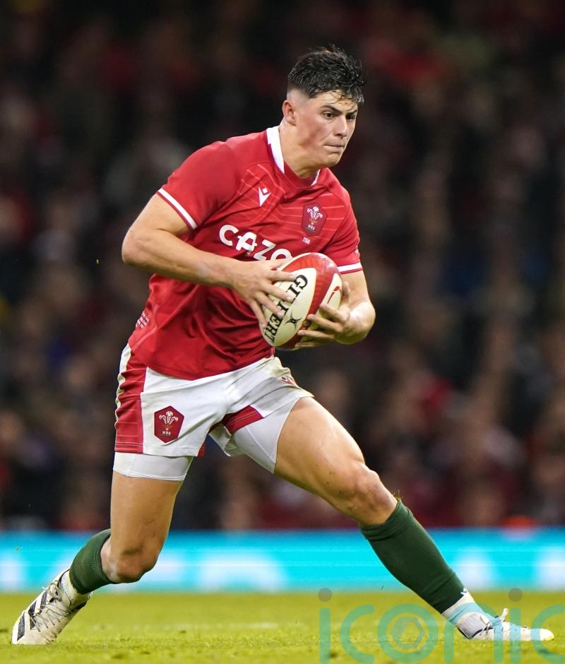 Wales wing Louis Rees-Zammit ruled out for Gloucester until Six Nations