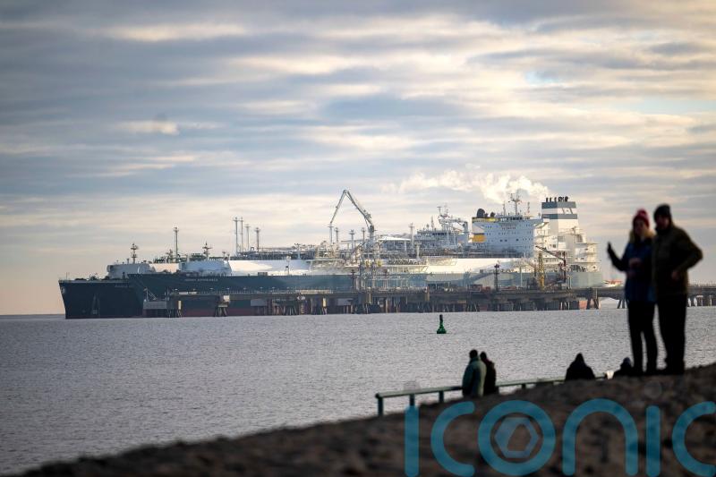 EU confirms high levels of gas despite Russian attempts to choke supply