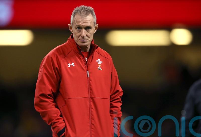 Warren Gatland believes Rob Howley should be forgiven after serving betting ban