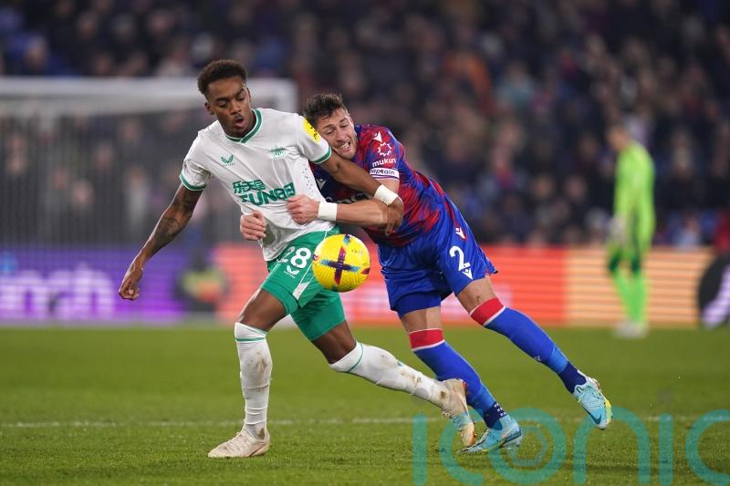 Newcastle move up to third with point at Palace