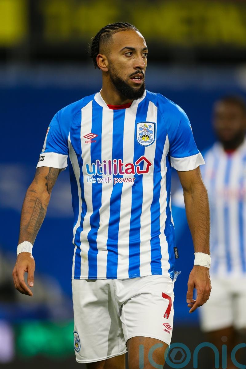 Blackburn loan Wales winger Sorba Thomas from Huddersfield