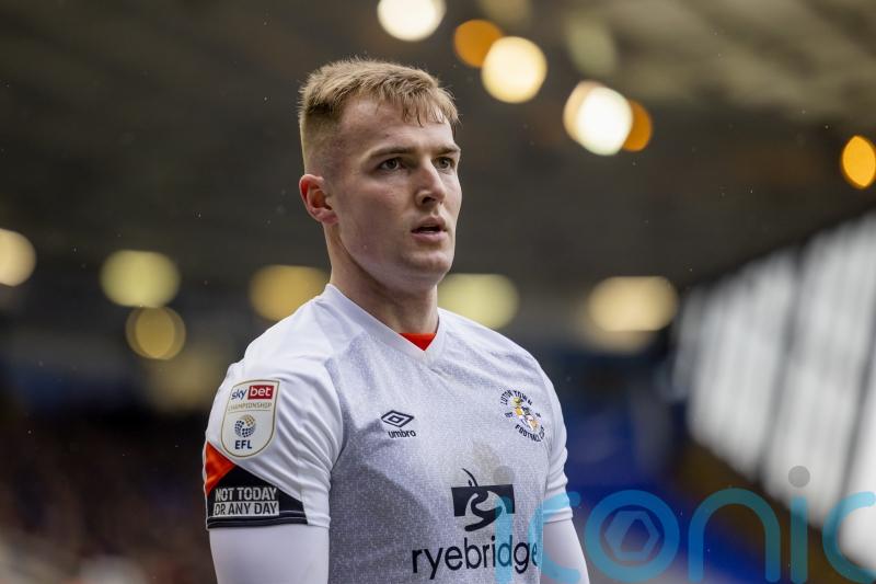 Southampton sign full-back James Bree from Luton