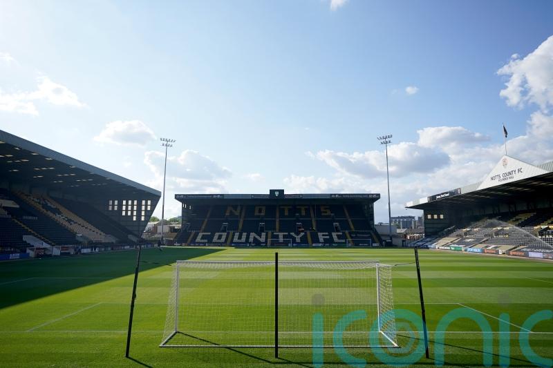 Notts County keep up pressure on leaders Wrexham with narrow win over Halifax